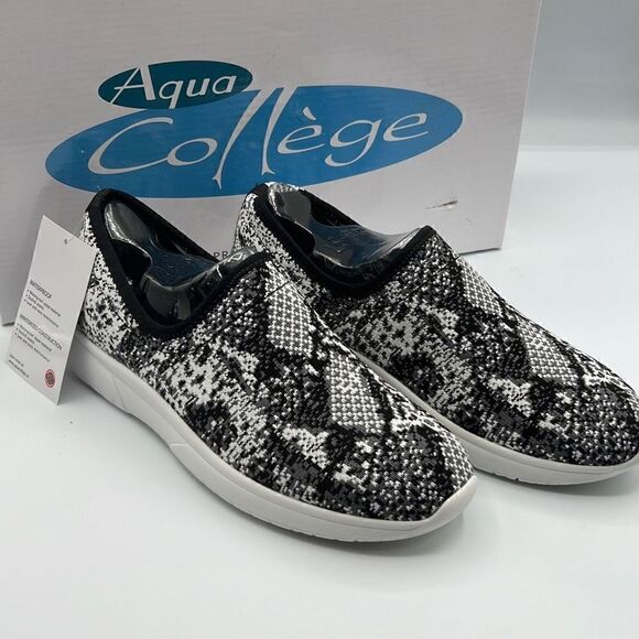Aqua college Shoes - Aqua college Kady black and white knit 6.5M